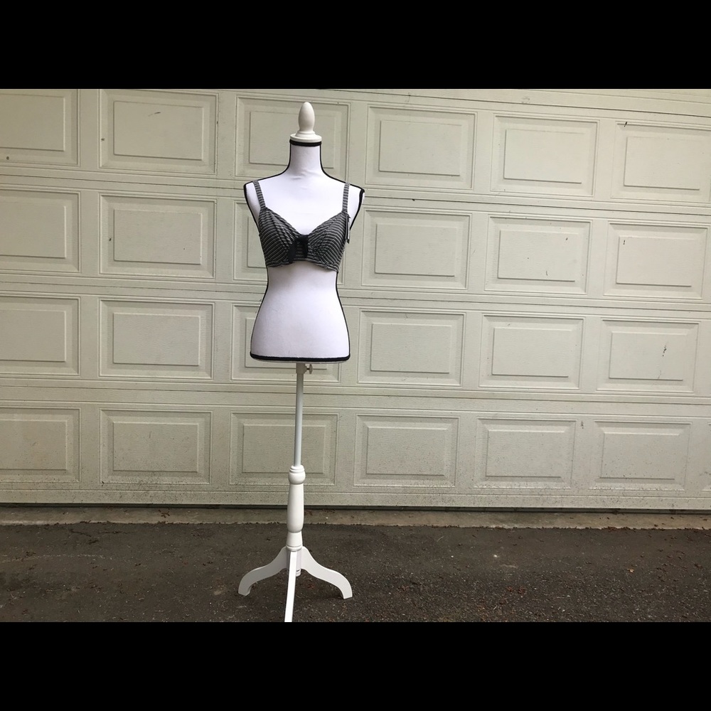 Mariemeili Curves Bathing Suit Top 32DD NWT